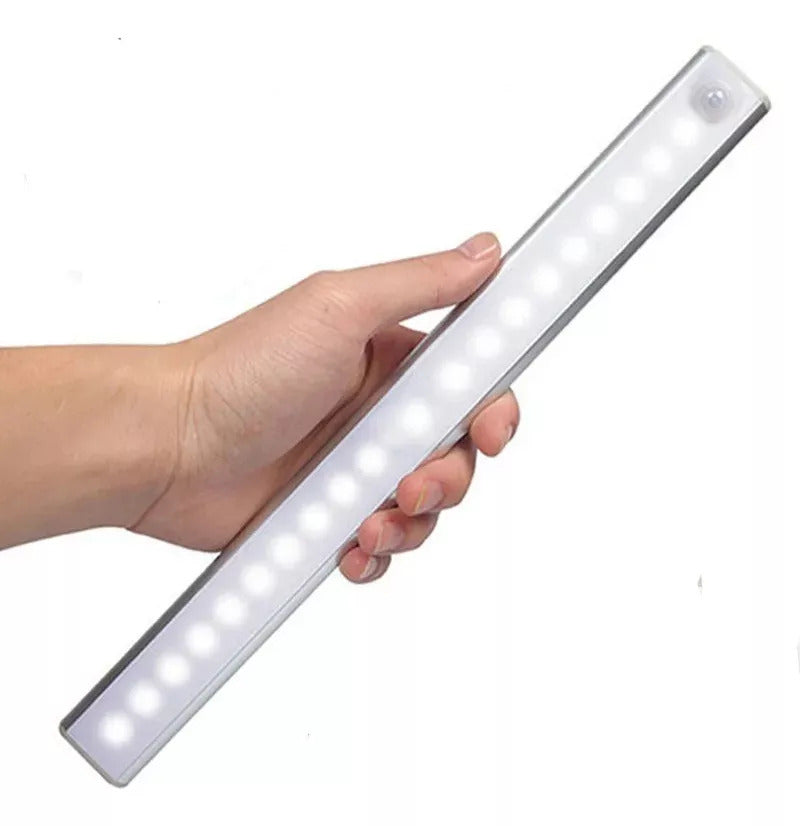 Barra LED con sensor de movimiento recargable